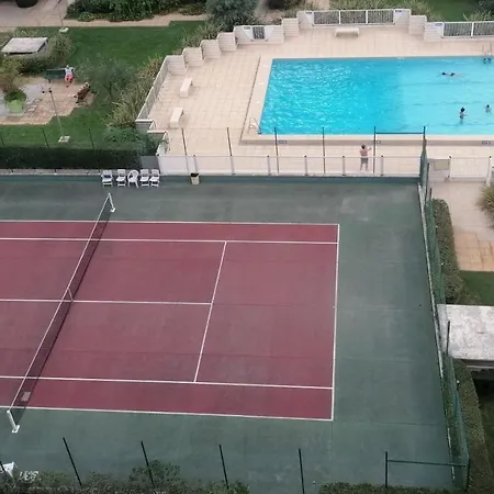 Apartment T2 Centre Antigone Piscine Tennis Montpellier